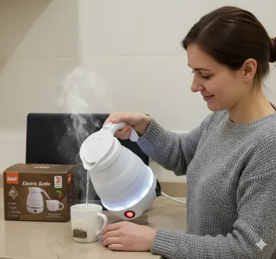 RAF 0.6L Travel Folding Electric Kettle – 1500W Portable, Compact & Fast-Boiling Silicone Kettle for Home, Office & Travel Use