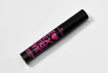 Essence I Love Extreme Volume Mascara - Intense Black for Dramatic Lashes