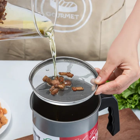 Stainless Steel Oil Strainer Pot with Fine Mesh Filter and Lid for Kitchen Grease Storage