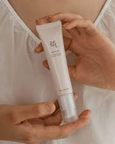 Beauty of Joseon Light On Serum with Centella Asiatica & Vitamin C for Brightening & Soothing