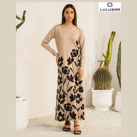 Lulusar Digital Printed 2PC Silk Suit – Premium Fabric | On Sale Now